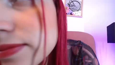 karina online show from 11/09/25, 11:41