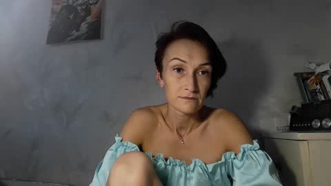 Snapshot of karina_co chatting on 02/10/26, 12:09 karina_co online show from 02/10/26, 12:09