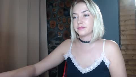 Snapshot of karina_fun chatting on 01/09/25, 03:47 karina online show from 01/09/25, 03:47