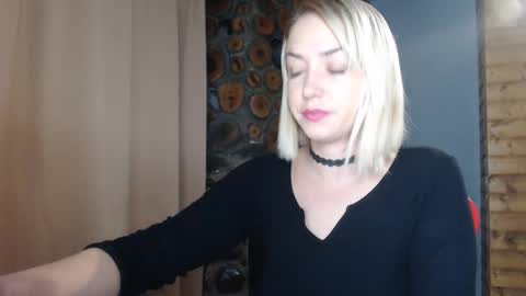 Snapshot of karina_fun chatting on 01/16/25, 03:34 karina online show from 01/16/25, 03:34