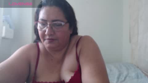 Snapshot of karina_turbay chatting on 12/05/24, 09:17 Karina online show from 12/05/24, 09:17