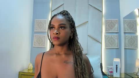 karinaacox online show from 03/16/26, 12:42