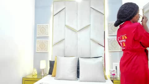 karinaacox online show from 04/05/26, 12:46