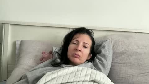 Snapshot of karinablair chatting on 02/05/25, 10:30 Karina online show from 02/05/25, 10:30