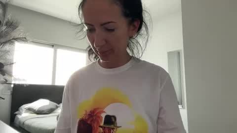 Karina online show from 04/02/26, 10:13