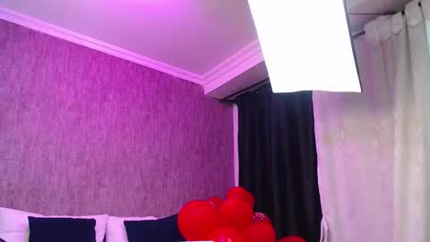 Snapshot of karinaflowers_ chatting on 02/18/26, 12:12 Im Karina online show from 02/18/26, 12:12