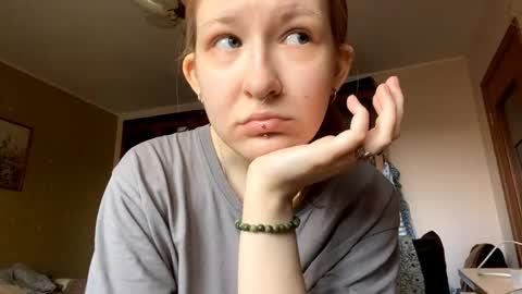 Karina online show from 04/15/26, 08:21