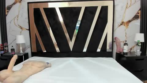 Snapshot of karinasimonz chatting on 03/01/26, 08:00 KarinaSimonz online show from 03/01/26, 08:00