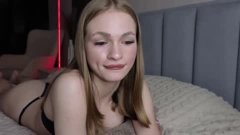 karinchik544 online show from 04/26/26, 05:43