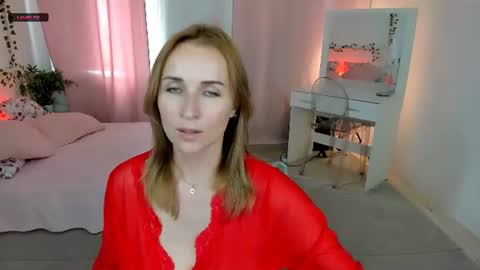Karina  online show from 07/03/26, 12:00