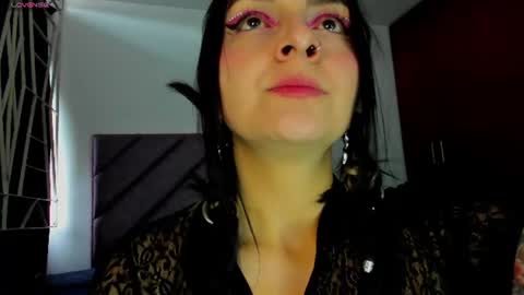 KARINNA  RAVEN online show from 07/31/26, 09:47