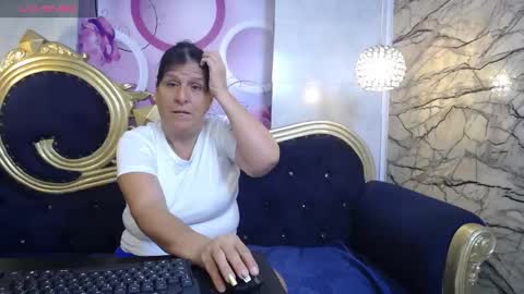 Karito online show from 12/15/24, 11:12