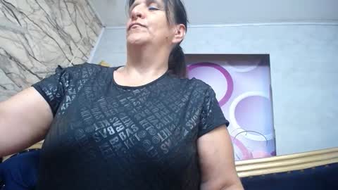 Karito online show from 09/11/25, 11:10