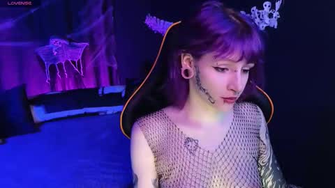 Snapshot of karkadeshk chatting on 11/01/25, 04:31 karkadeshk online show from 11/01/25, 04:31