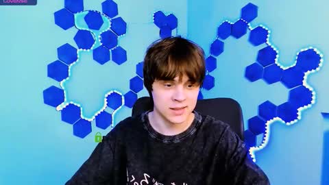 Karl online show from 12/04/25, 09:40