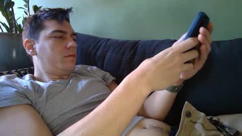 Snapshot of karl_mask chatting on 12/13/24, 03:43 Karl online show from 12/13/24, 03:43