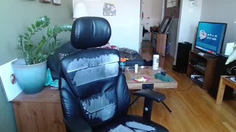 Snapshot of karl_mask chatting on 03/07/25, 04:22 Karl online show from 03/07/25, 04:22