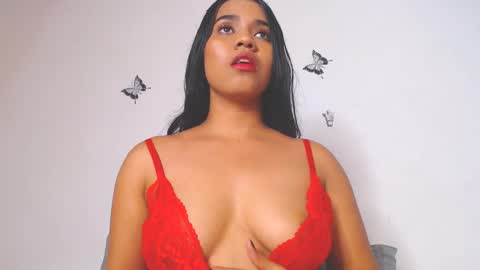 Snapshot of karla_boobs23 chatting on 02/17/25, 09:52 karla online show from 02/17/25, 09:52