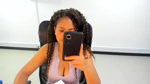 karla_cg online show from 03/05/25, 11:16