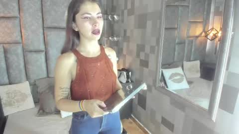 karla_crruz online show from 05/14/26, 07:20