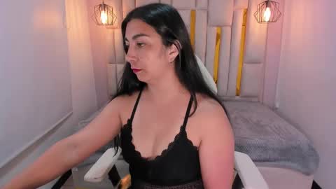 Karla  online show from 02/06/25, 10:48