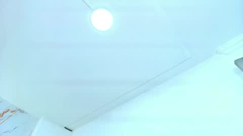 karla_hilton1 online show from 02/27/26, 12:05