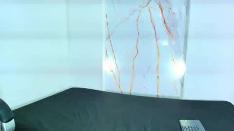 karla_hilton1 online show from 03/06/26, 12:01