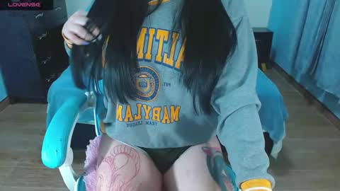 Snapshot of karla_zambrano chatting on 11/26/25, 08:54 karla online show from 11/26/25, 08:54