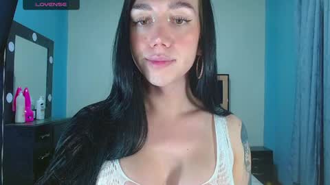 Snapshot of karla_zambrano chatting on 04/20/26, 05:43 karla online show from 04/20/26, 05:43