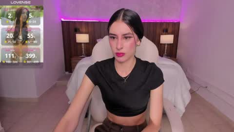 Snapshot of karlaa_james chatting on 05/11/26, 11:05 Karlaa online show from 05/11/26, 11:05