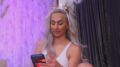 KarlaBart online show from 01/18/26, 08:12