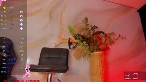 Snapshot of karlaebony_ts chatting on 09/21/25, 03:57 KARLA online show from 09/21/25, 03:57