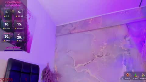 Snapshot of karlaebony_ts chatting on 12/18/25, 01:28 KARLA online show from 12/18/25, 01:28