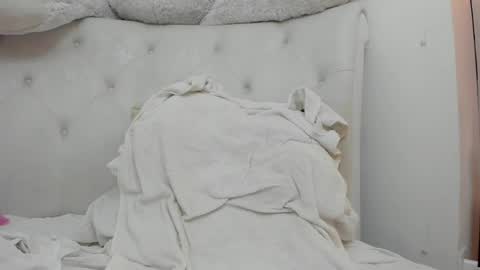 KARLA A online show from 06/07/26, 01:32