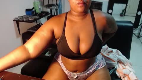 karlaluann online show from 02/03/26, 09:58