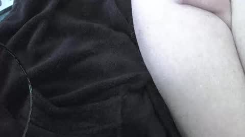 Snapshot of karledgar33 chatting on 03/06/25, 07:14 Karl online show from 03/06/25, 07:14