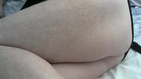 Snapshot of karledgar33 chatting on 09/24/25, 05:22 Karl online show from 09/24/25, 05:22