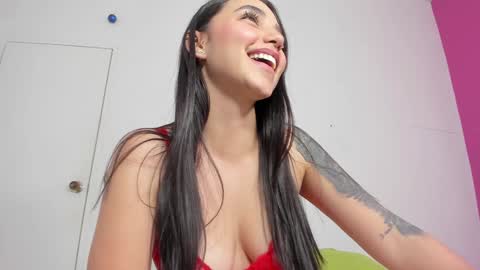 Snapshot of karli_hott chatting on 12/28/24, 06:08 Karli online show from 12/28/24, 06:08