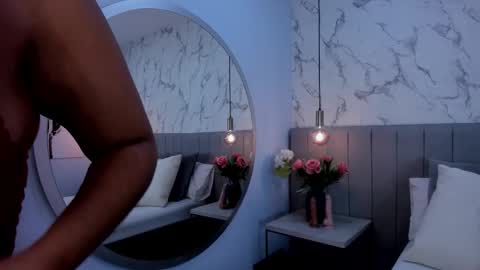 Snapshot of karlla_brown chatting on 09/10/25, 12:49 karlla_brown online show from 09/10/25, 12:49