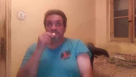 Snapshot of karlpal chatting on 11/01/25, 06:15 karlpal online show from 11/01/25, 06:15