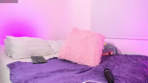 Karlyy  online show from 07/07/26, 06:47