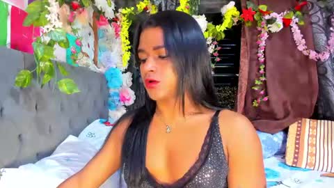 Snapshot of karly_coffe chatting on 06/17/26, 09:34 KARLY. online show from 06/17/26, 09:34