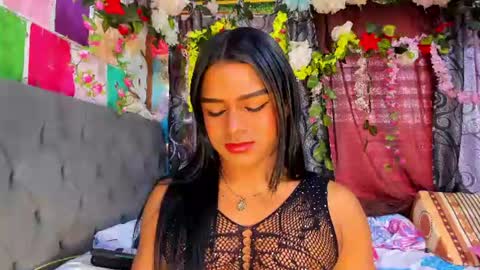 Snapshot of karly_coffe chatting on 06/24/26, 10:58 KARLY. online show from 06/24/26, 10:58