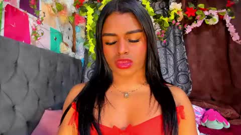Snapshot of karly_coffe chatting on 07/18/26, 10:41 KARLY. online show from 07/18/26, 10:41