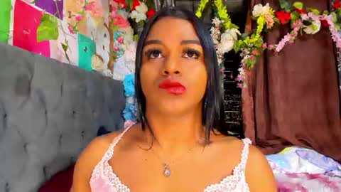 Snapshot of karly_coffe chatting on 08/04/26, 09:12 KARLY. online show from 08/04/26, 09:12