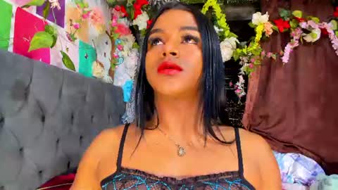 Snapshot of karly_coffe chatting on 08/05/26, 08:39 KARLY. online show from 08/05/26, 08:39
