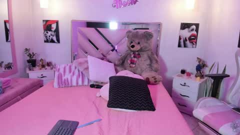 Karly Moonns online show from 05/23/26, 10:03