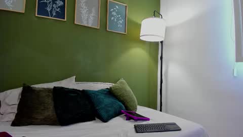 Karlye online show from 02/16/26, 01:40