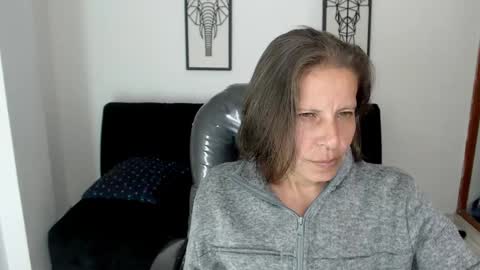 KARLYE online show from 12/28/24, 05:23