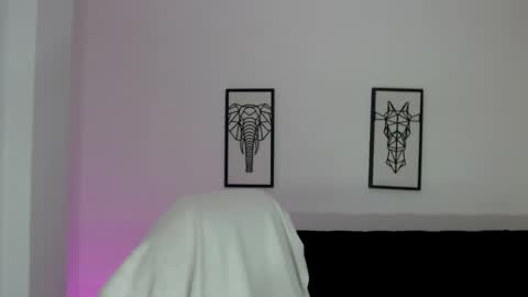 KARLYE online show from 02/12/25, 06:08